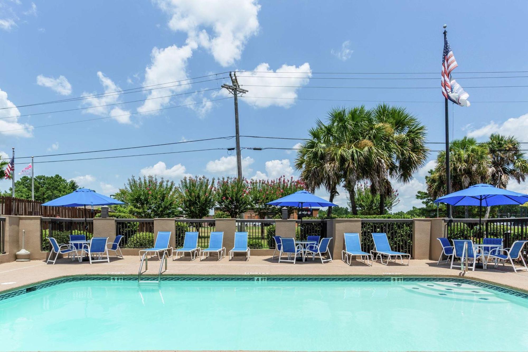 Hampton Inn Biloxi-Ocean Springs Exterior foto